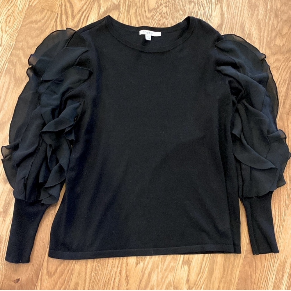 Ruffle Sleeve Chico’s Sweater. Size 0